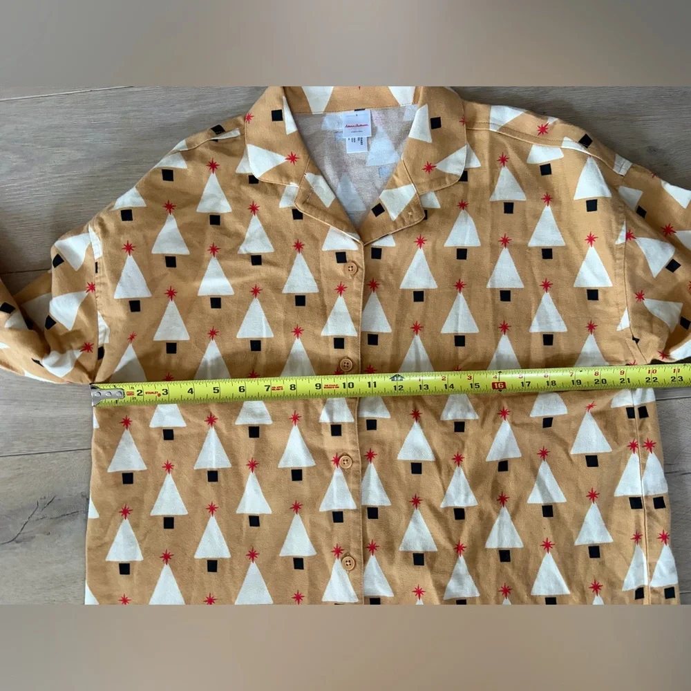 Hanna Andersson winter Christmas tree cozy flannel pajamas button up set - small - Picture 3 of 11